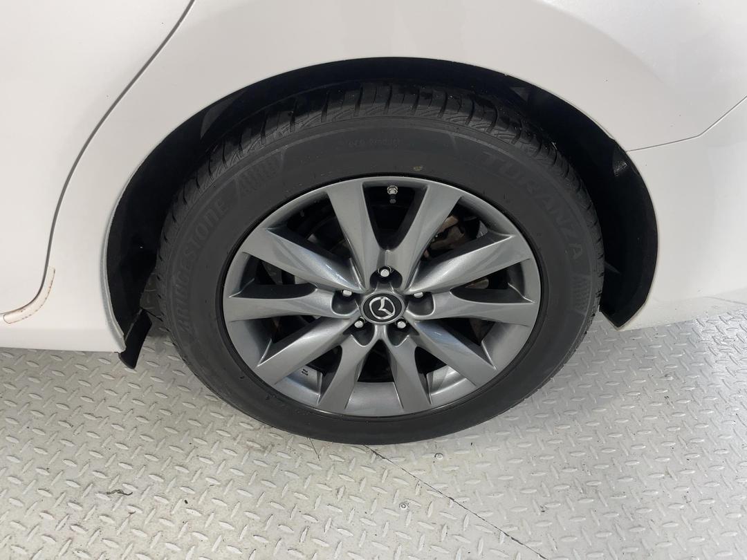 Photo '11' of Mazda Mazda6