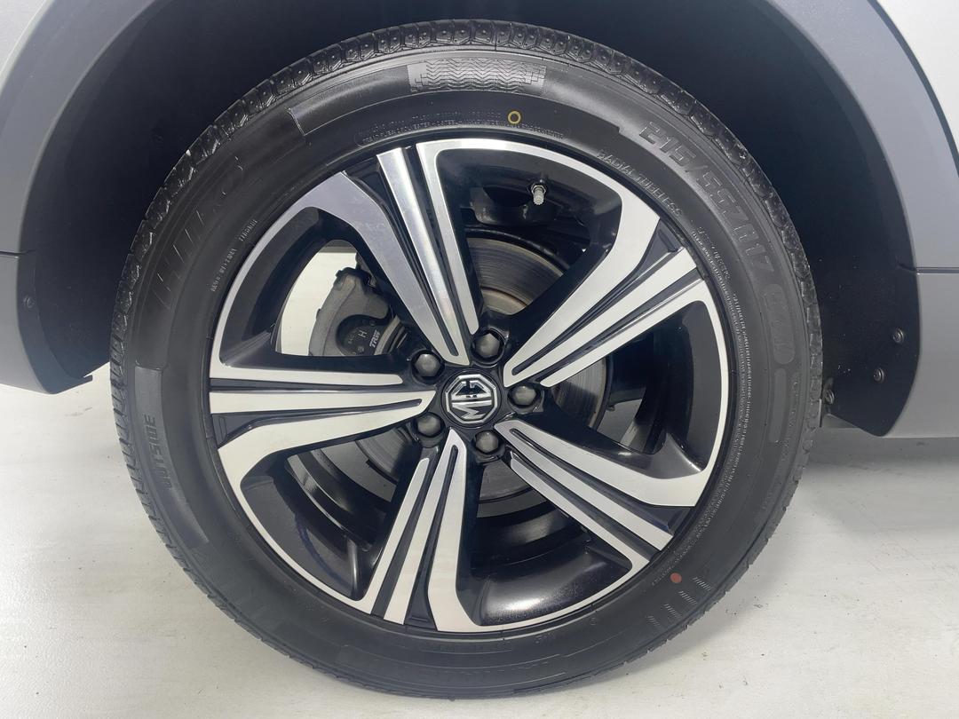 Photo '12' of MG ZS