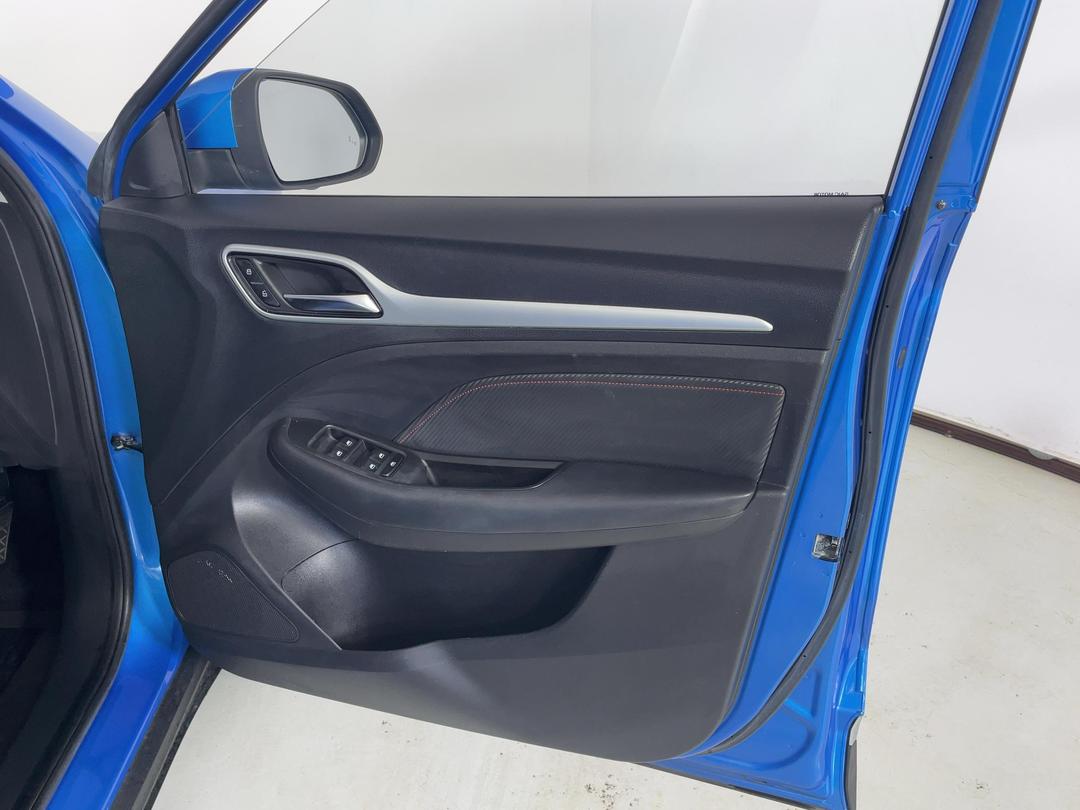 Photo '15' of MG ZS