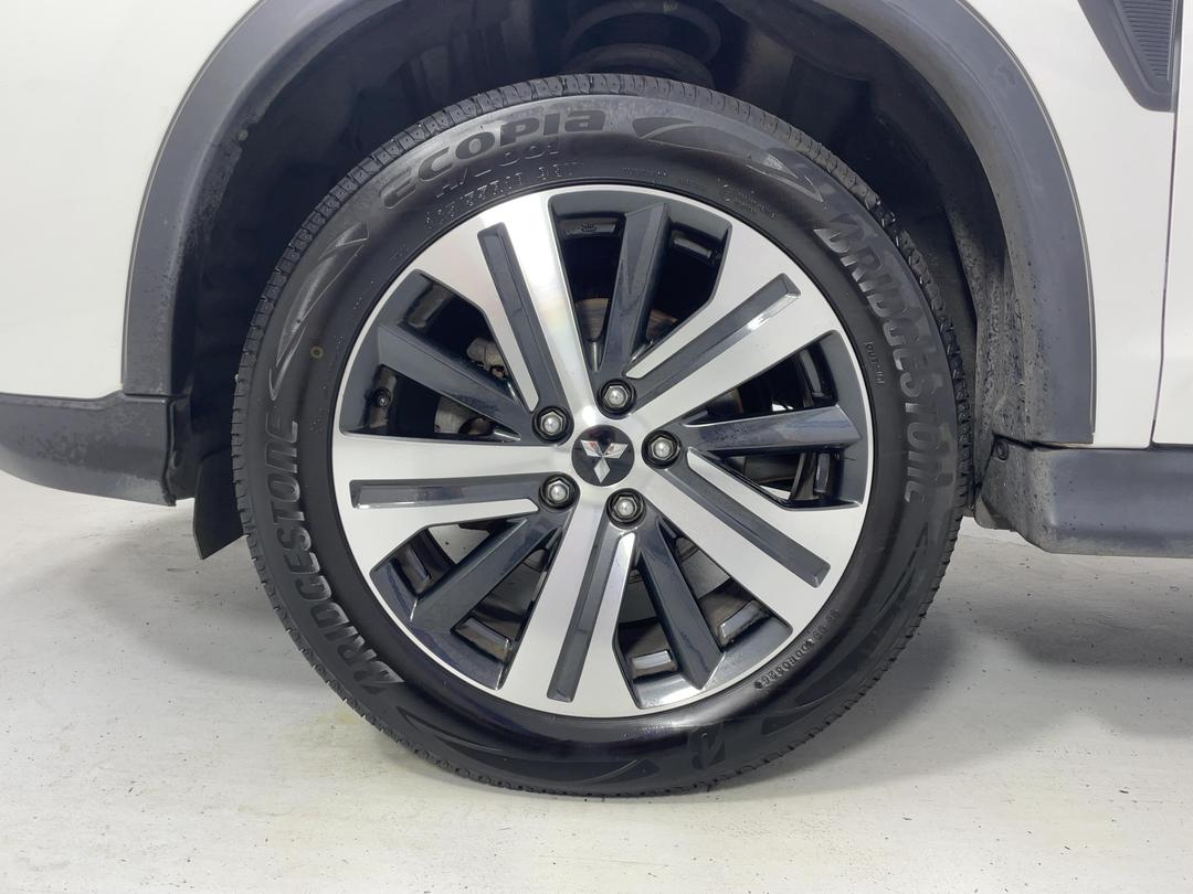 Photo '10' of Mitsubishi ASX
