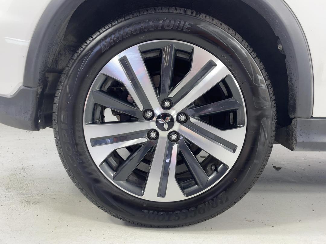 Photo '12' of Mitsubishi ASX