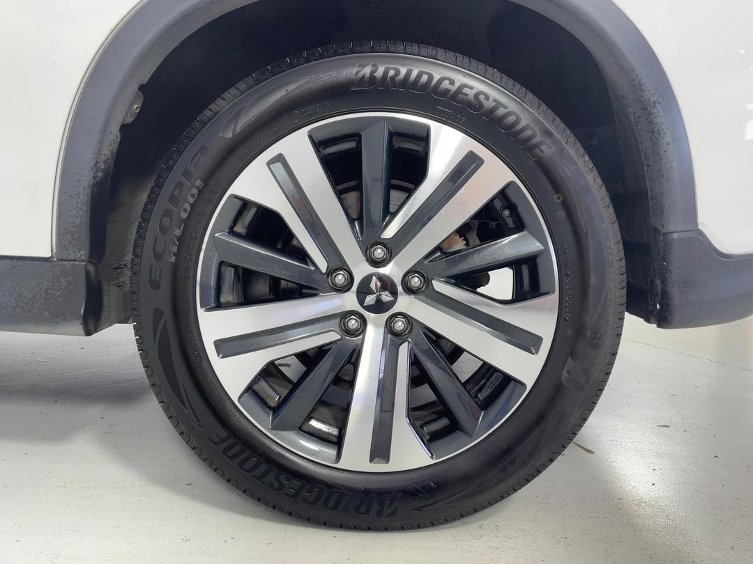Photo '11' of Mitsubishi ASX