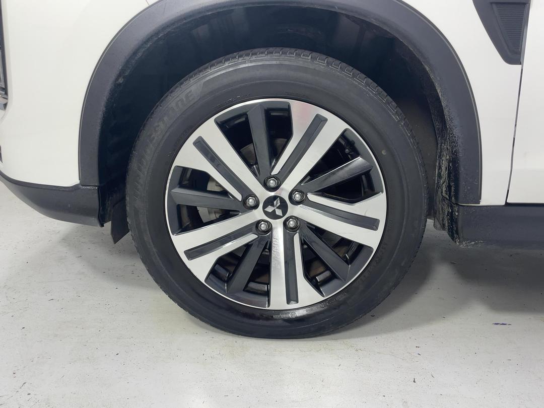 Photo '10' of Mitsubishi ASX