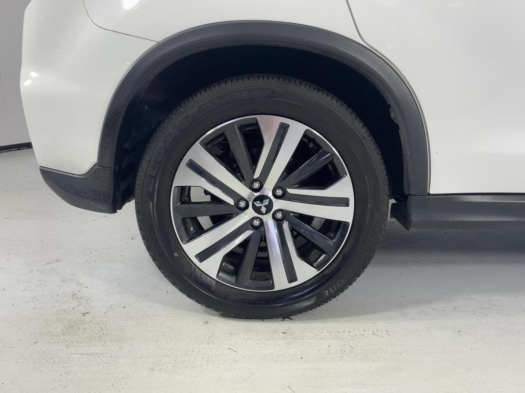 Photo '12' of Mitsubishi ASX