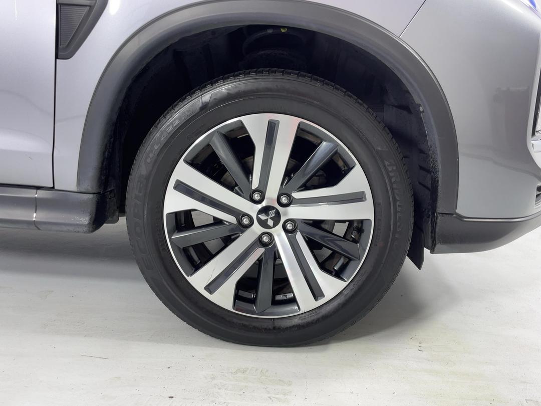 Photo '9' of Mitsubishi ASX