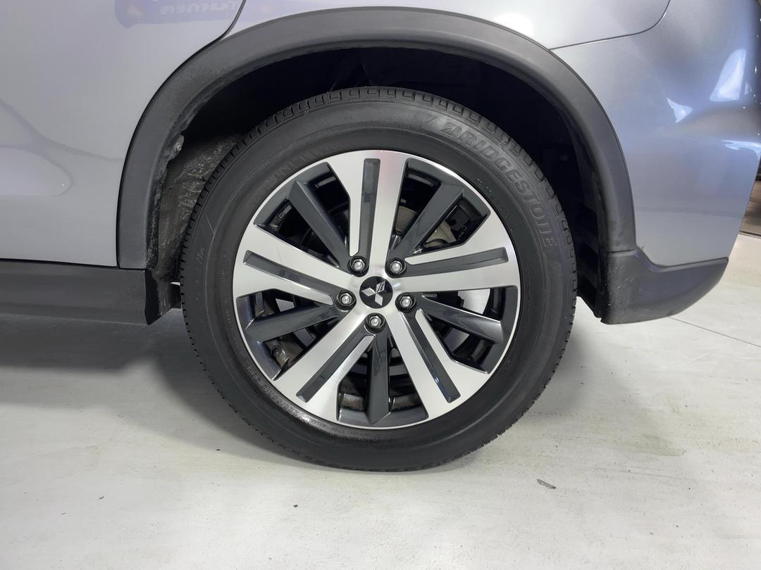 Photo '11' of Mitsubishi ASX
