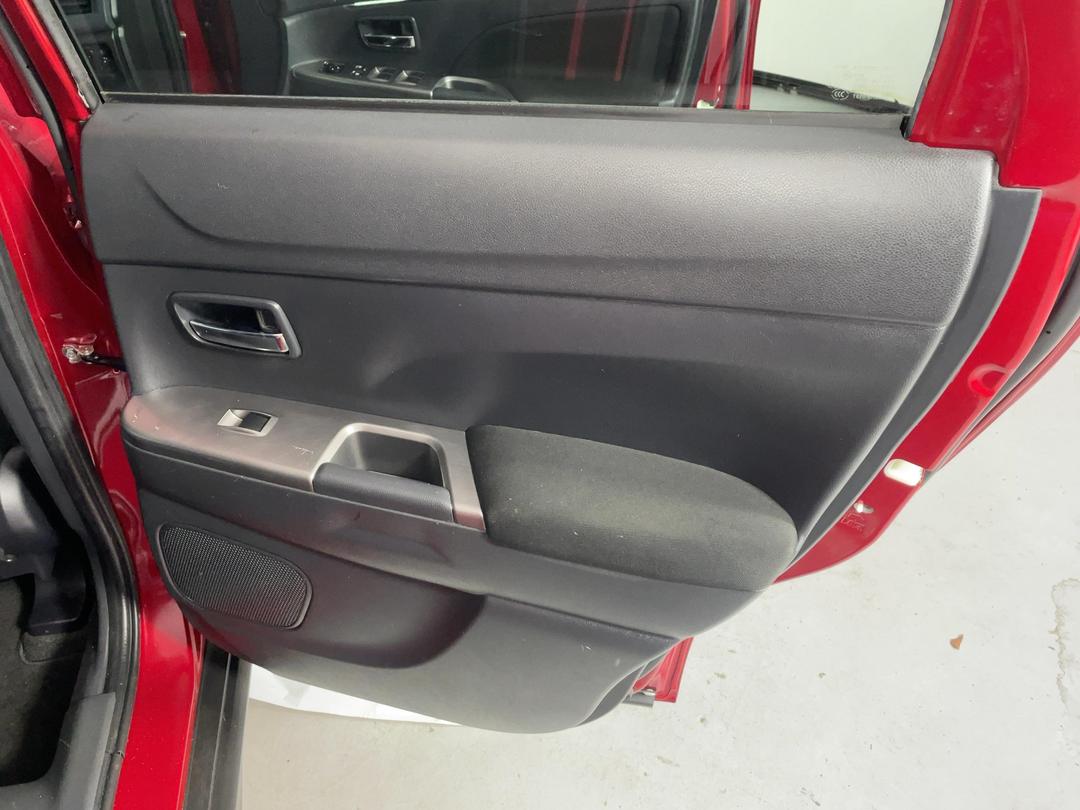 Photo '19' of Mitsubishi ASX