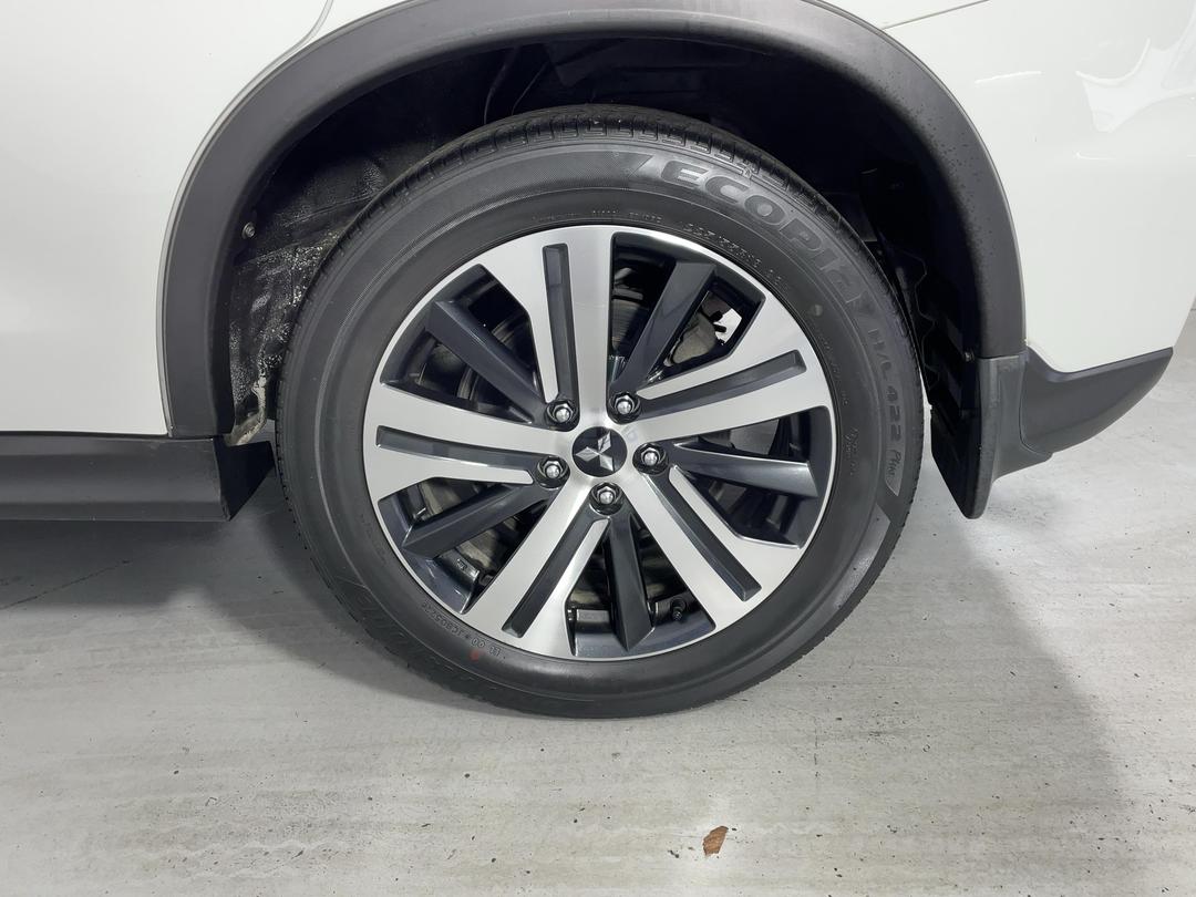 Photo '11' of Mitsubishi ASX