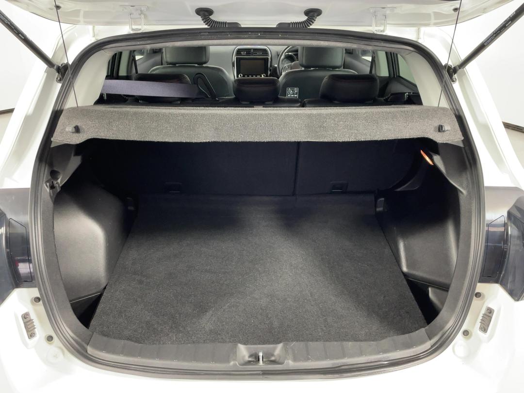 Photo '14' of Mitsubishi ASX