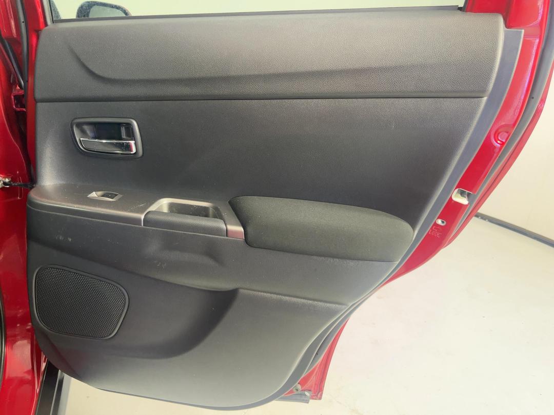 Photo '19' of Mitsubishi ASX