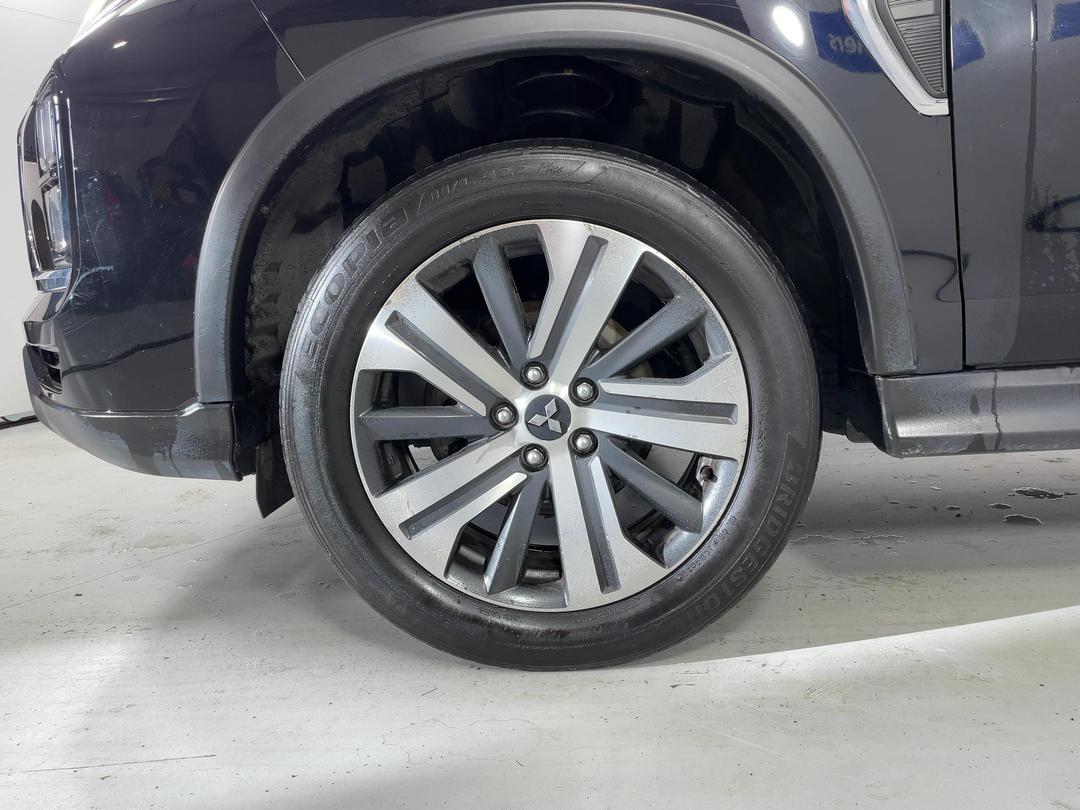 Photo '10' of Mitsubishi ASX