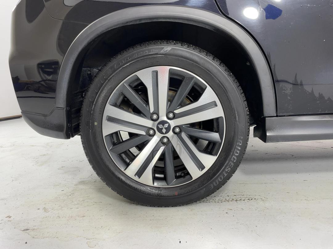 Photo '12' of Mitsubishi ASX