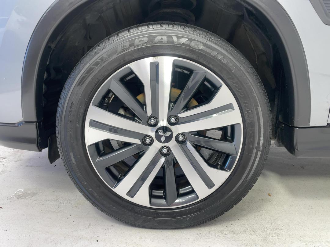 Photo '10' of Mitsubishi ASX