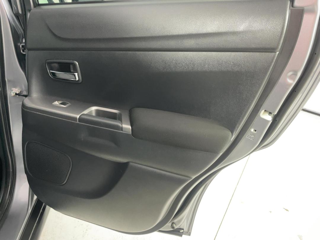 Photo '19' of Mitsubishi ASX
