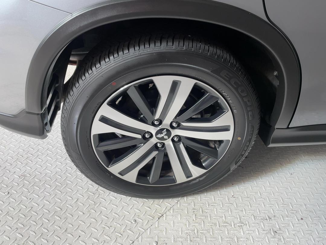 Photo '12' of Mitsubishi ASX