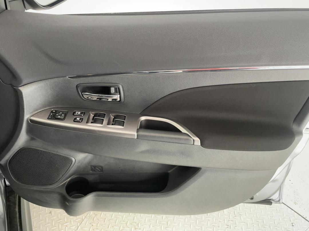 Photo '15' of Mitsubishi ASX
