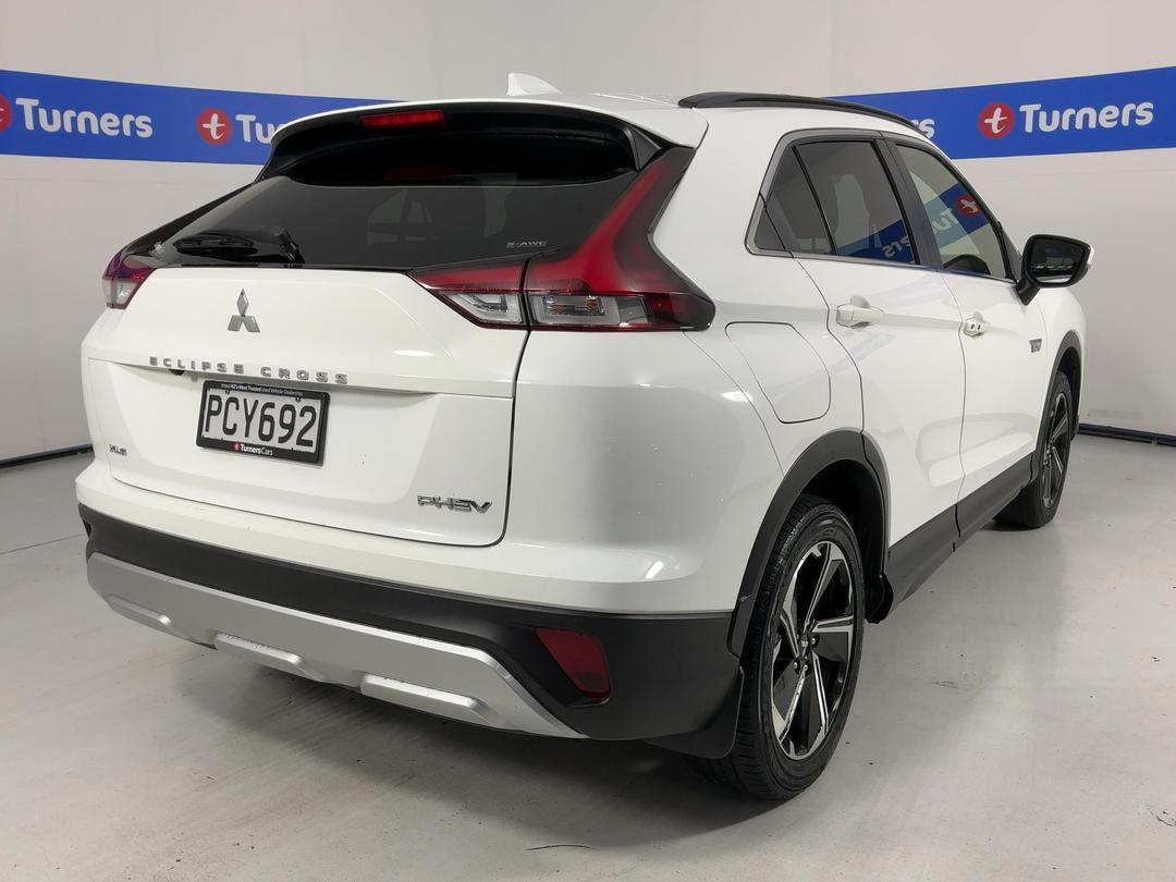 Photo '7' of Mitsubishi Eclipse Cross