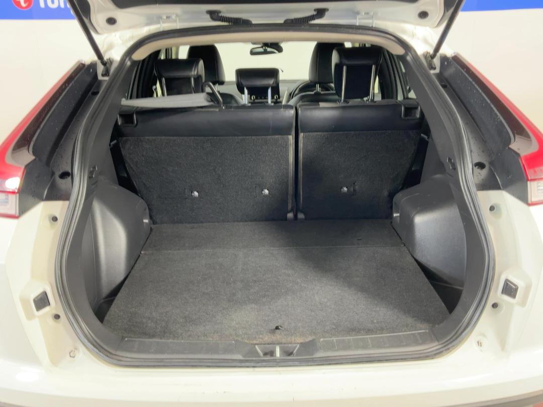 Photo '14' of Mitsubishi Eclipse Cross