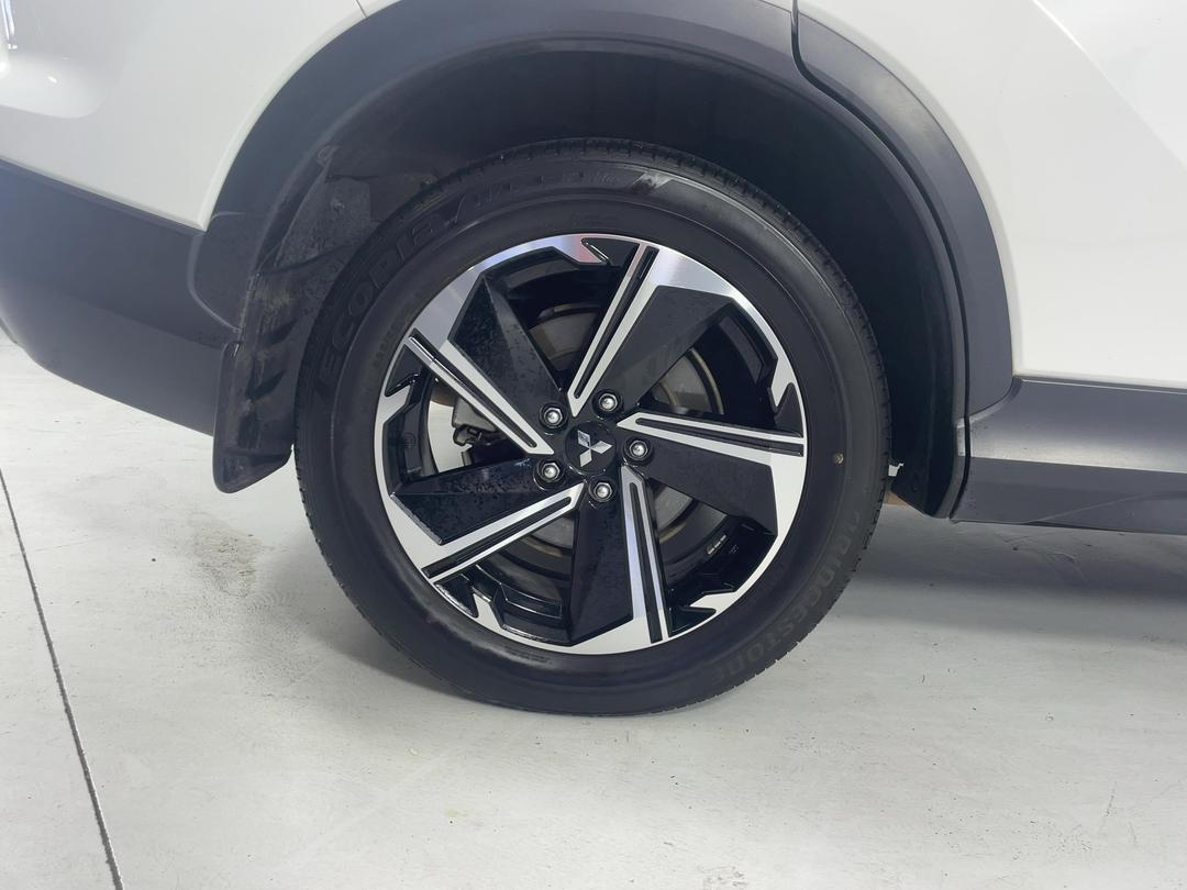 Photo '12' of Mitsubishi Eclipse Cross