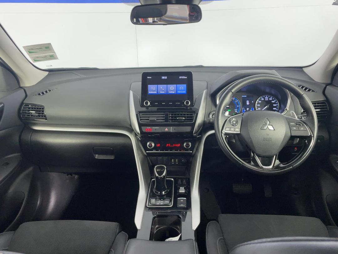 Photo '17' of Mitsubishi Eclipse Cross