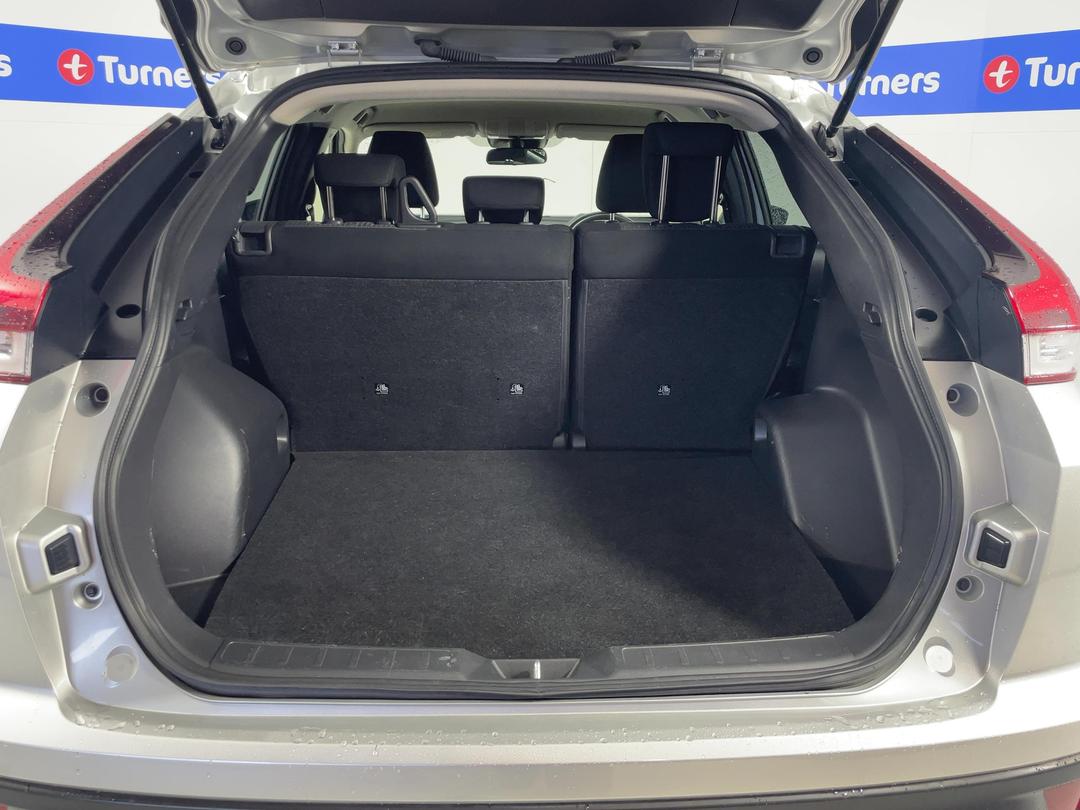 Photo '14' of Mitsubishi Eclipse Cross