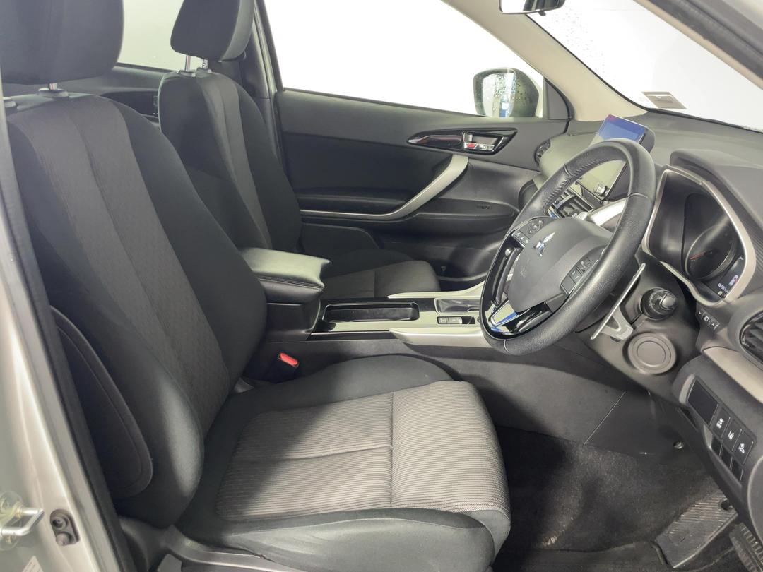 Photo '16' of Mitsubishi Eclipse Cross