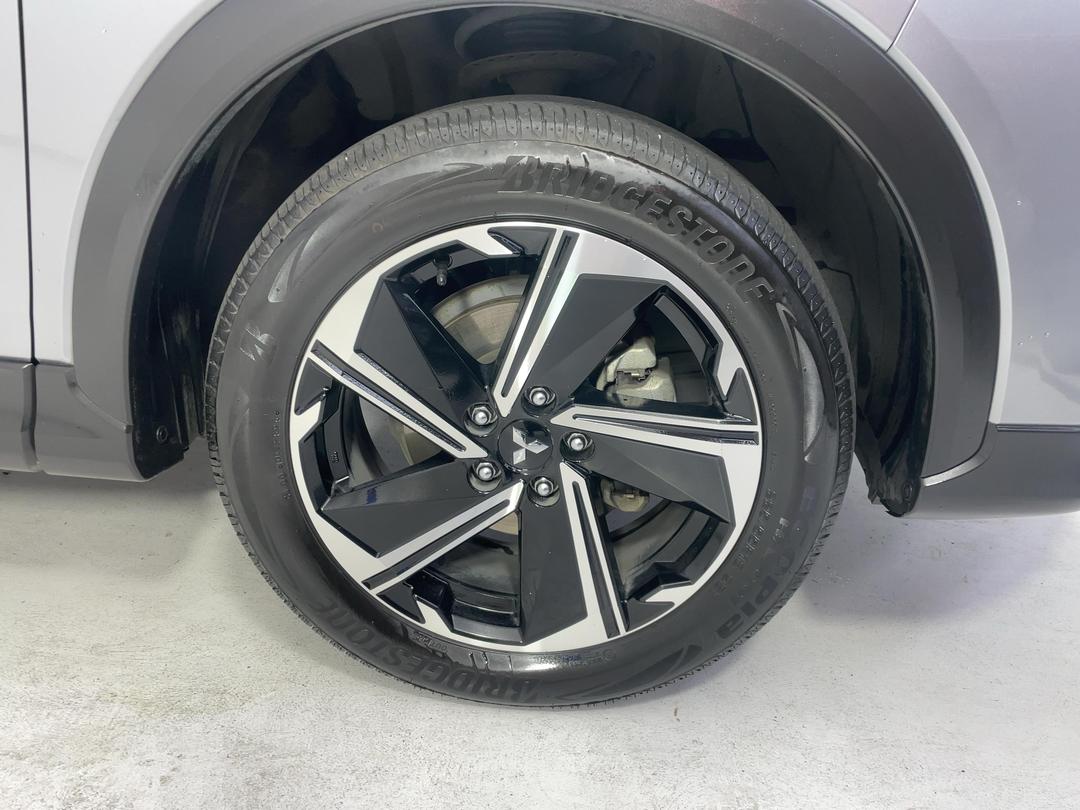 Photo '9' of Mitsubishi Eclipse Cross
