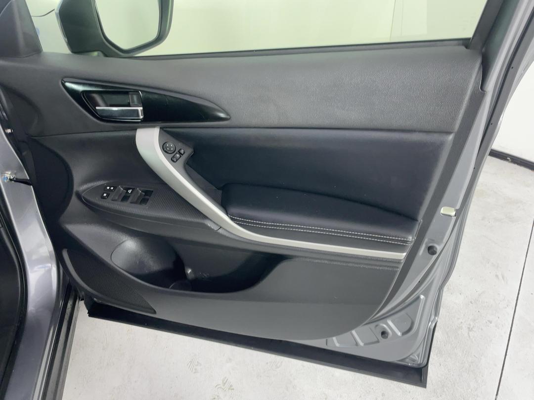 Photo '15' of Mitsubishi Eclipse Cross