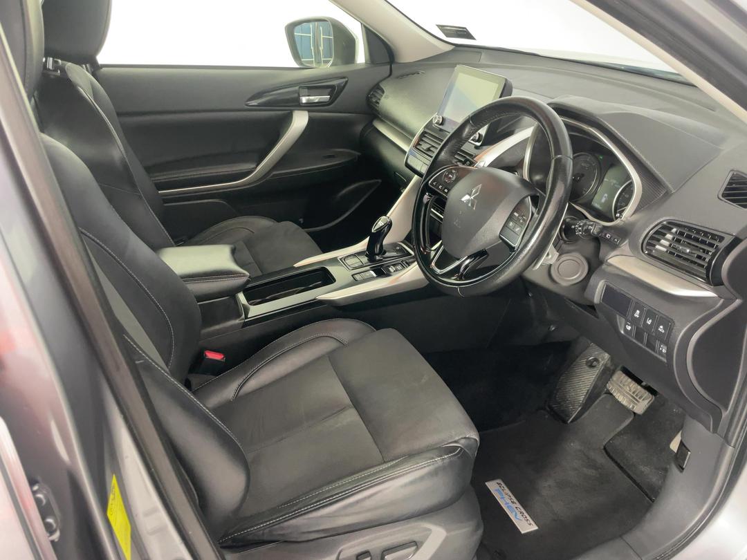 Photo '16' of Mitsubishi Eclipse Cross
