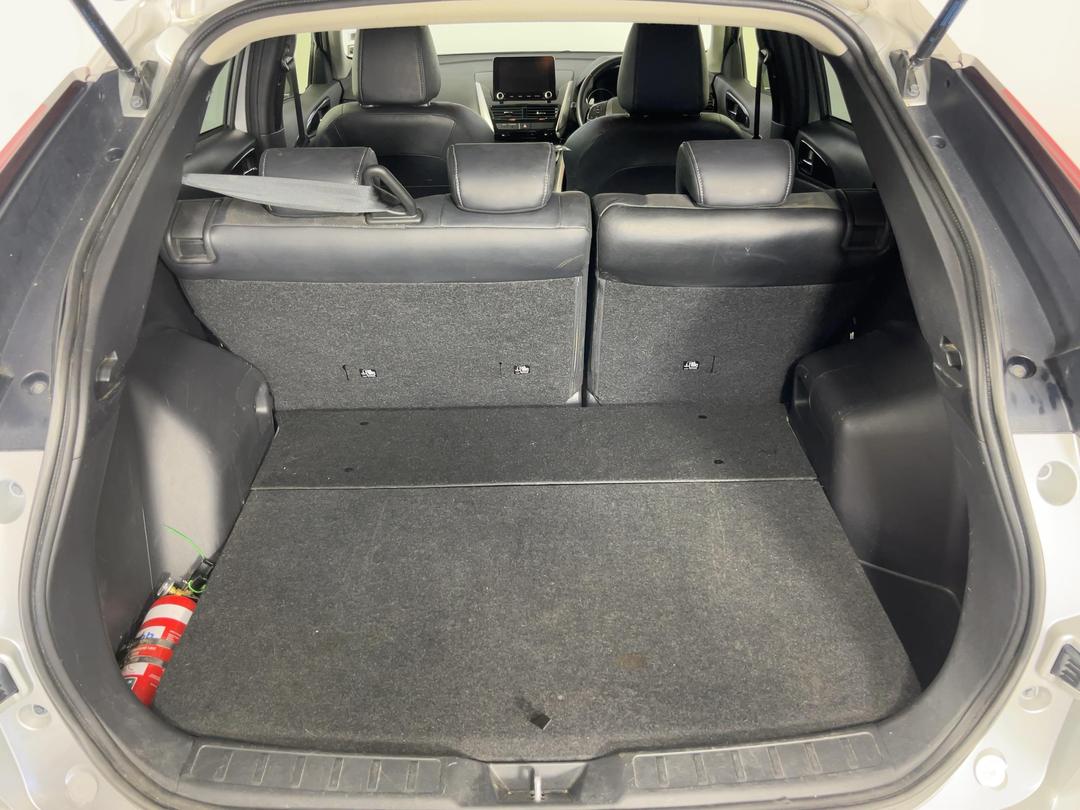 Photo '14' of Mitsubishi Eclipse Cross