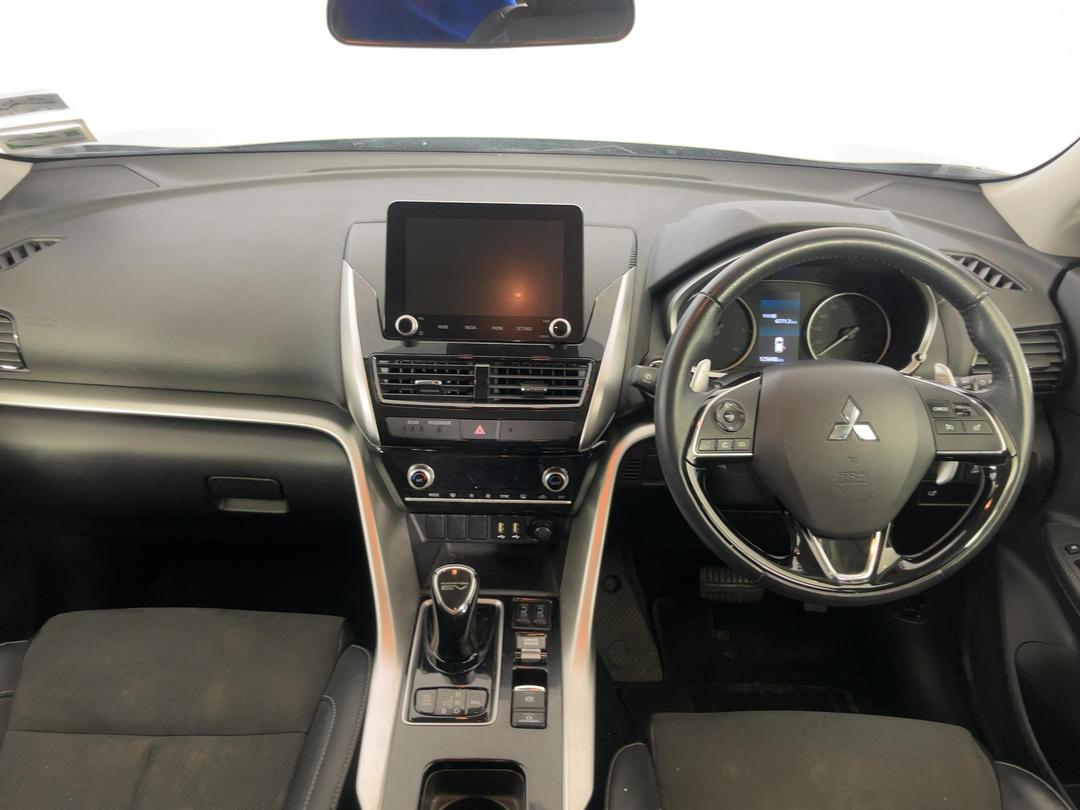 Photo '17' of Mitsubishi Eclipse Cross
