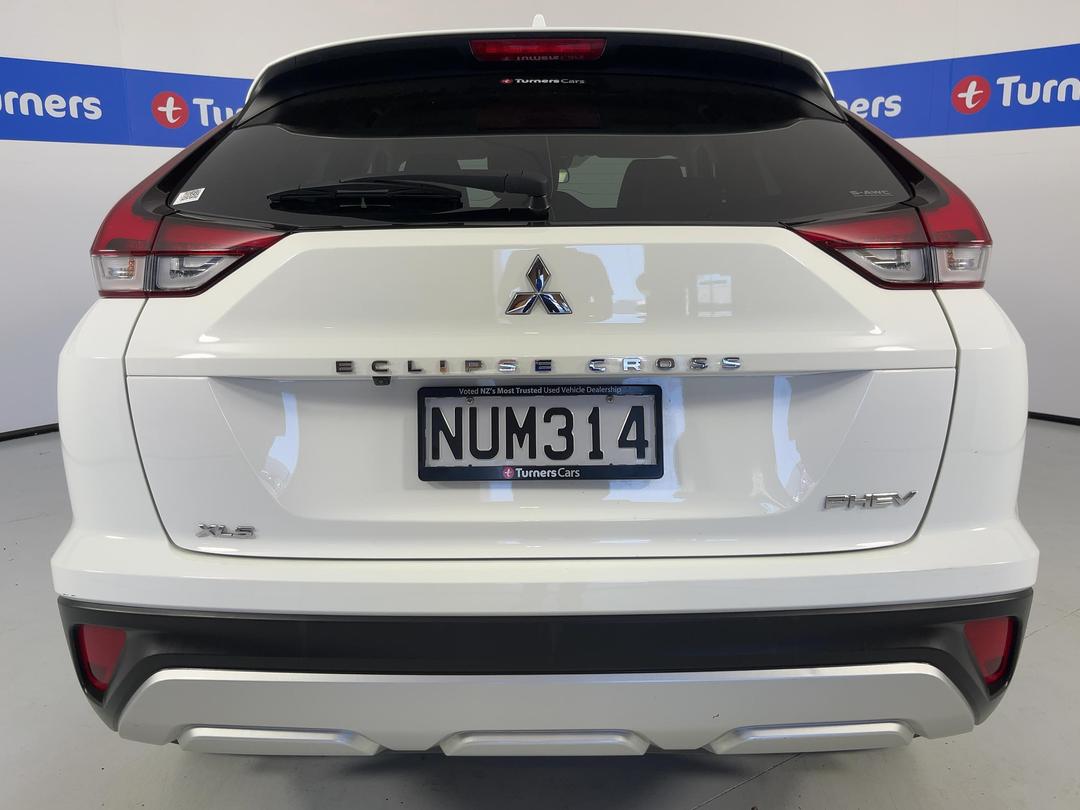 Photo '6' of Mitsubishi Eclipse Cross