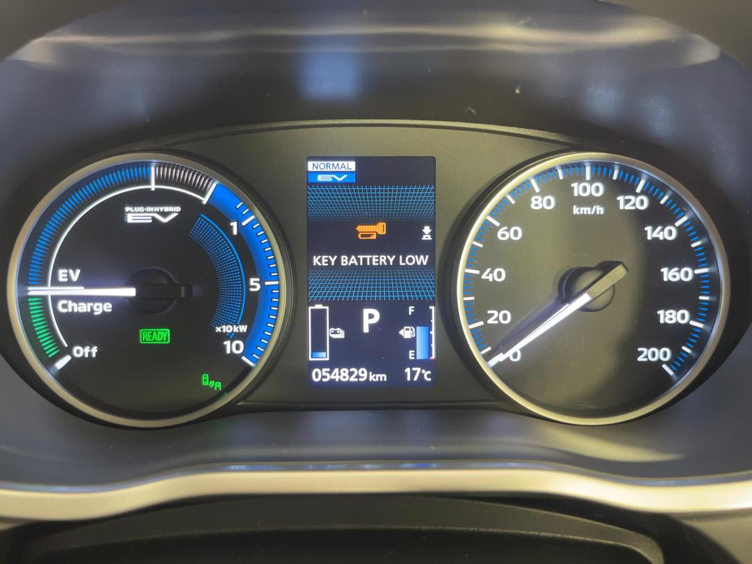 Photo '21' of Mitsubishi Eclipse Cross