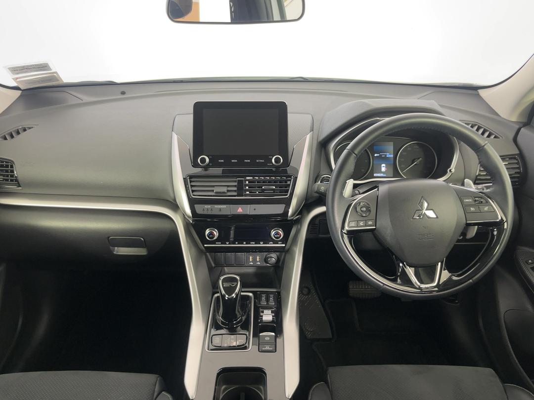 Photo '17' of Mitsubishi Eclipse Cross