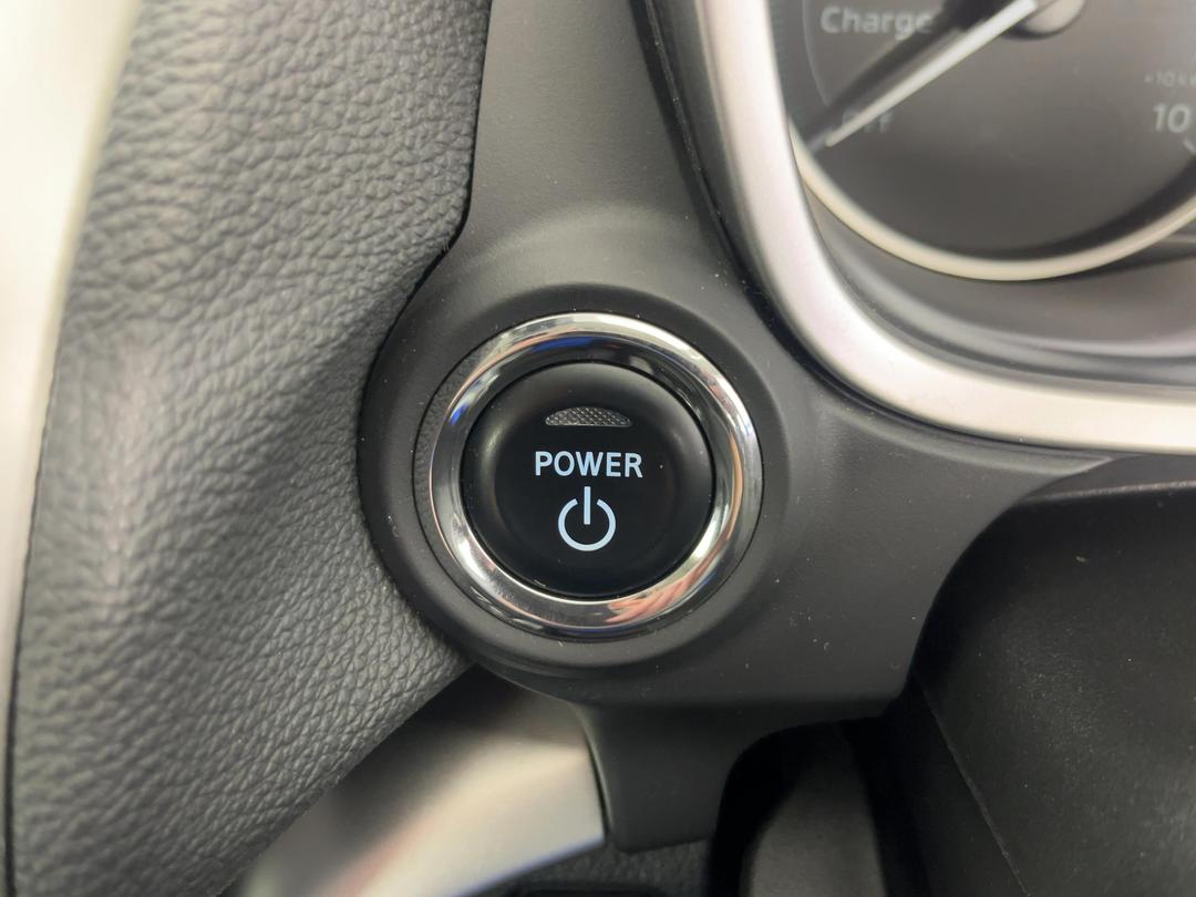 Photo '24' of Mitsubishi Eclipse Cross