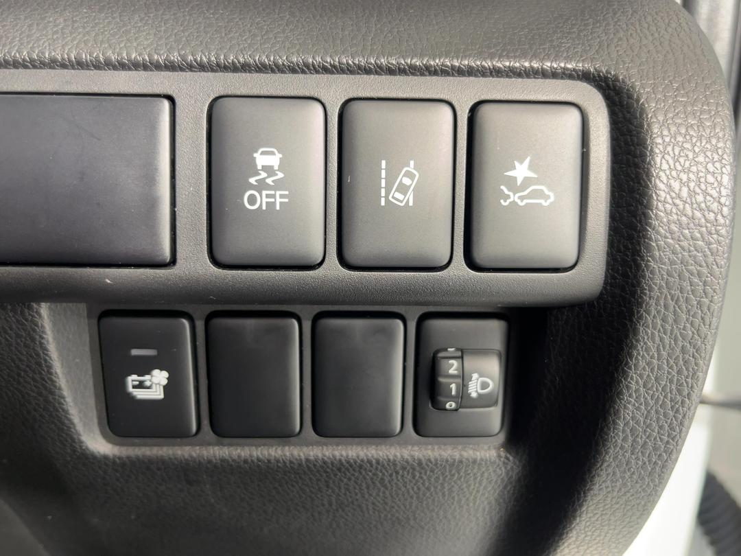 Photo '27' of Mitsubishi Eclipse Cross