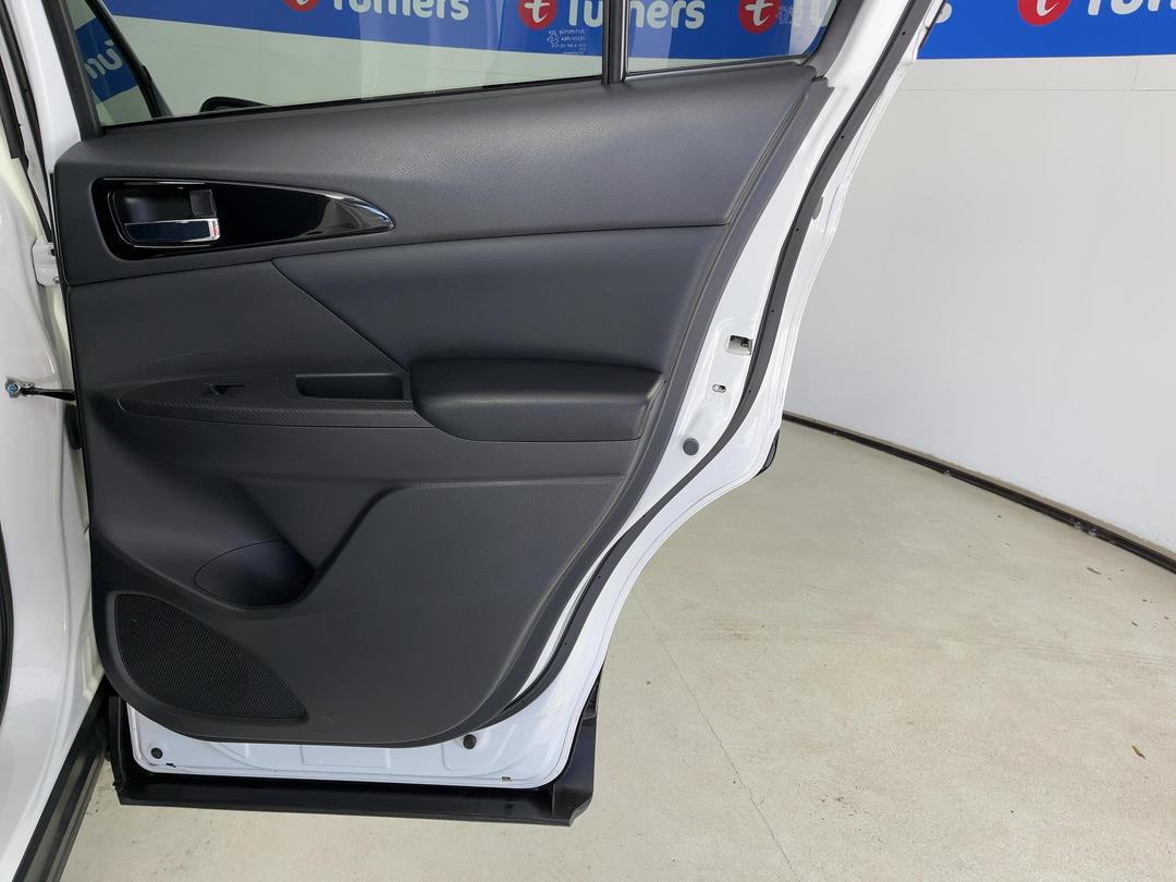 Photo '19' of Mitsubishi Eclipse Cross