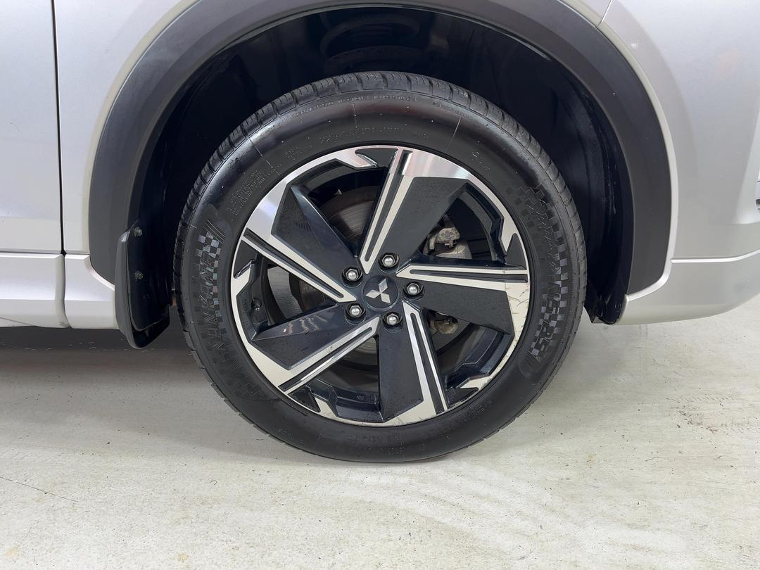 Photo '9' of Mitsubishi Eclipse Cross