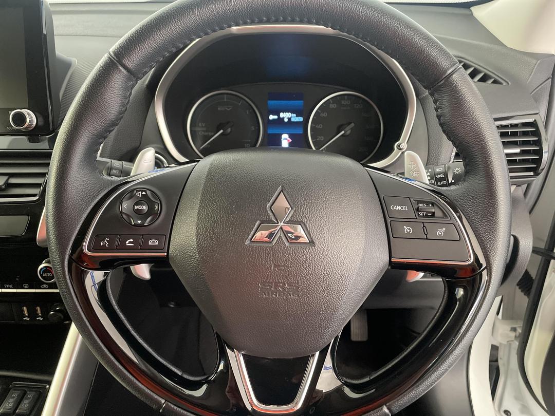 Photo '28' of Mitsubishi Eclipse Cross