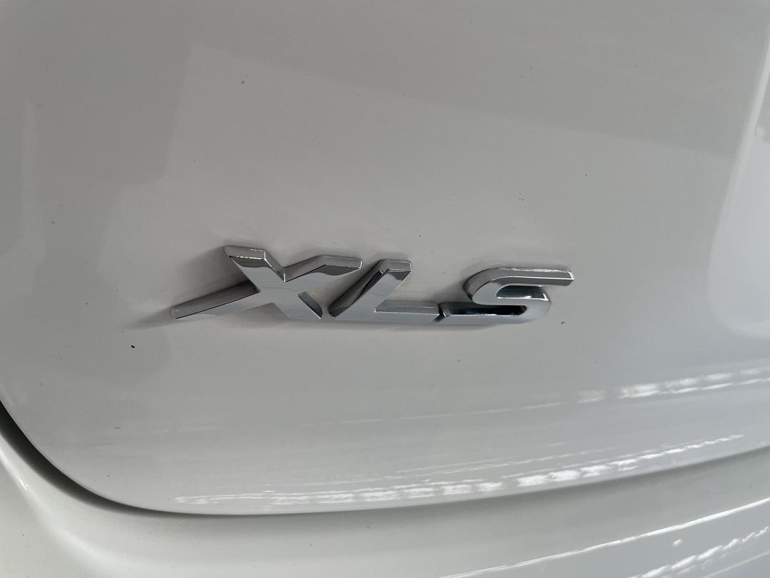 Photo '37' of Mitsubishi Eclipse Cross