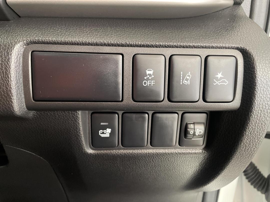 Photo '25' of Mitsubishi Eclipse Cross