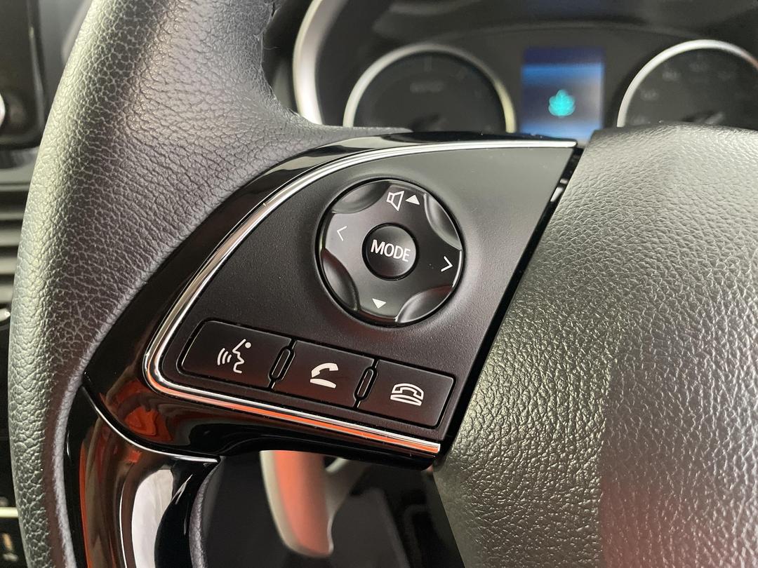 Photo '27' of Mitsubishi Eclipse Cross