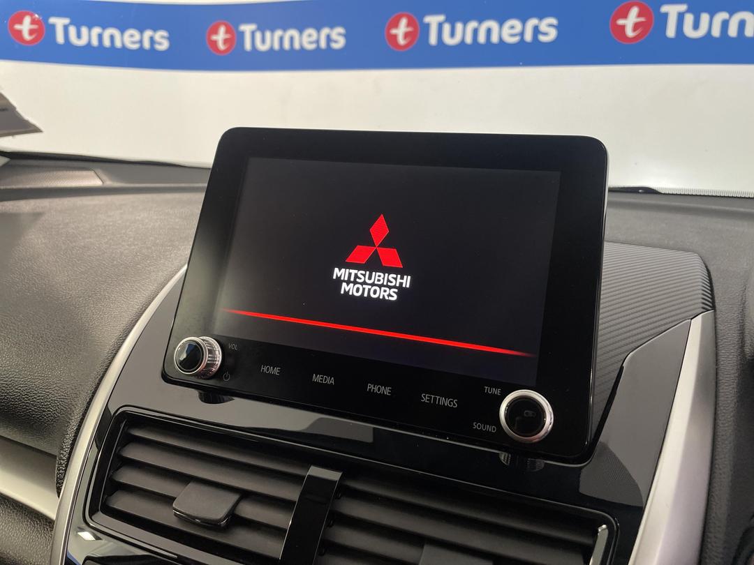 Photo '29' of Mitsubishi Eclipse Cross