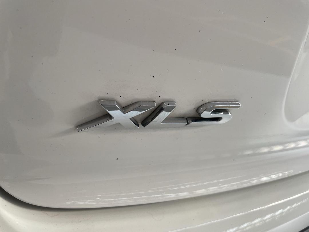 Photo '37' of Mitsubishi Eclipse Cross