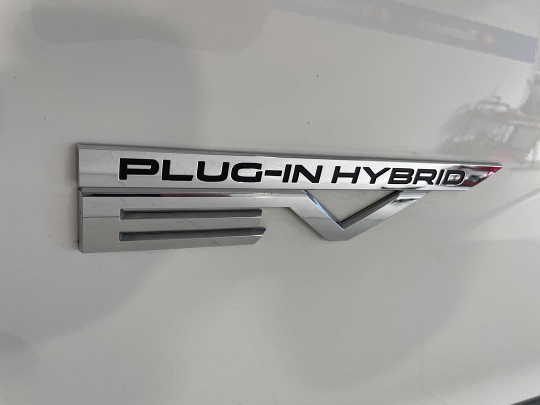 Photo '36' of Mitsubishi Eclipse Cross