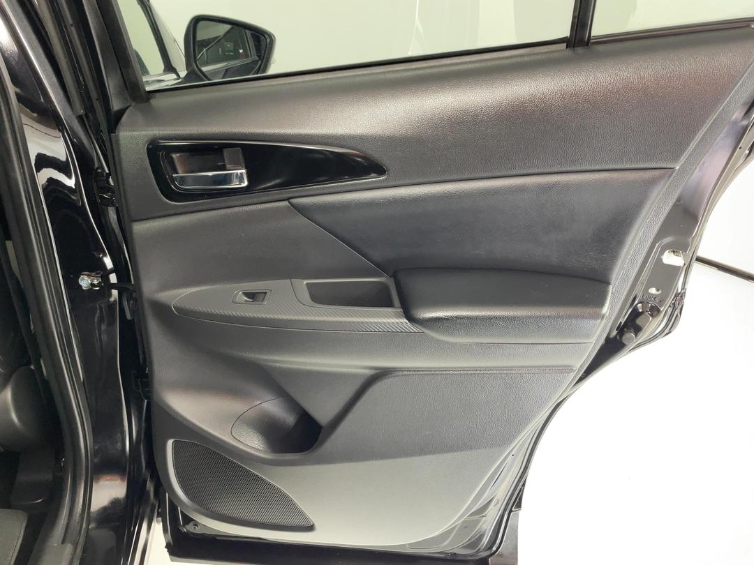 Photo '19' of Mitsubishi Eclipse Cross