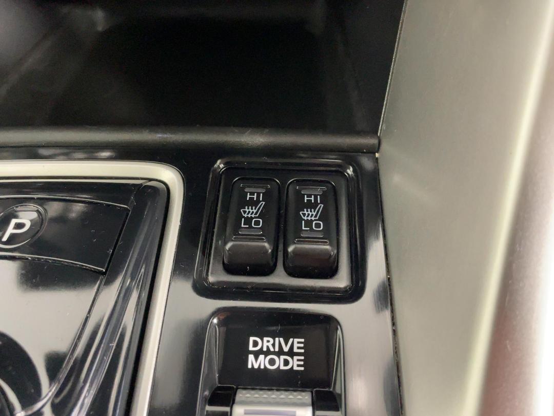 Photo '28' of Mitsubishi Eclipse Cross