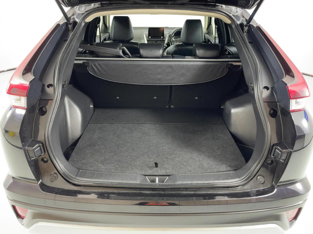 Photo '14' of Mitsubishi Eclipse Cross