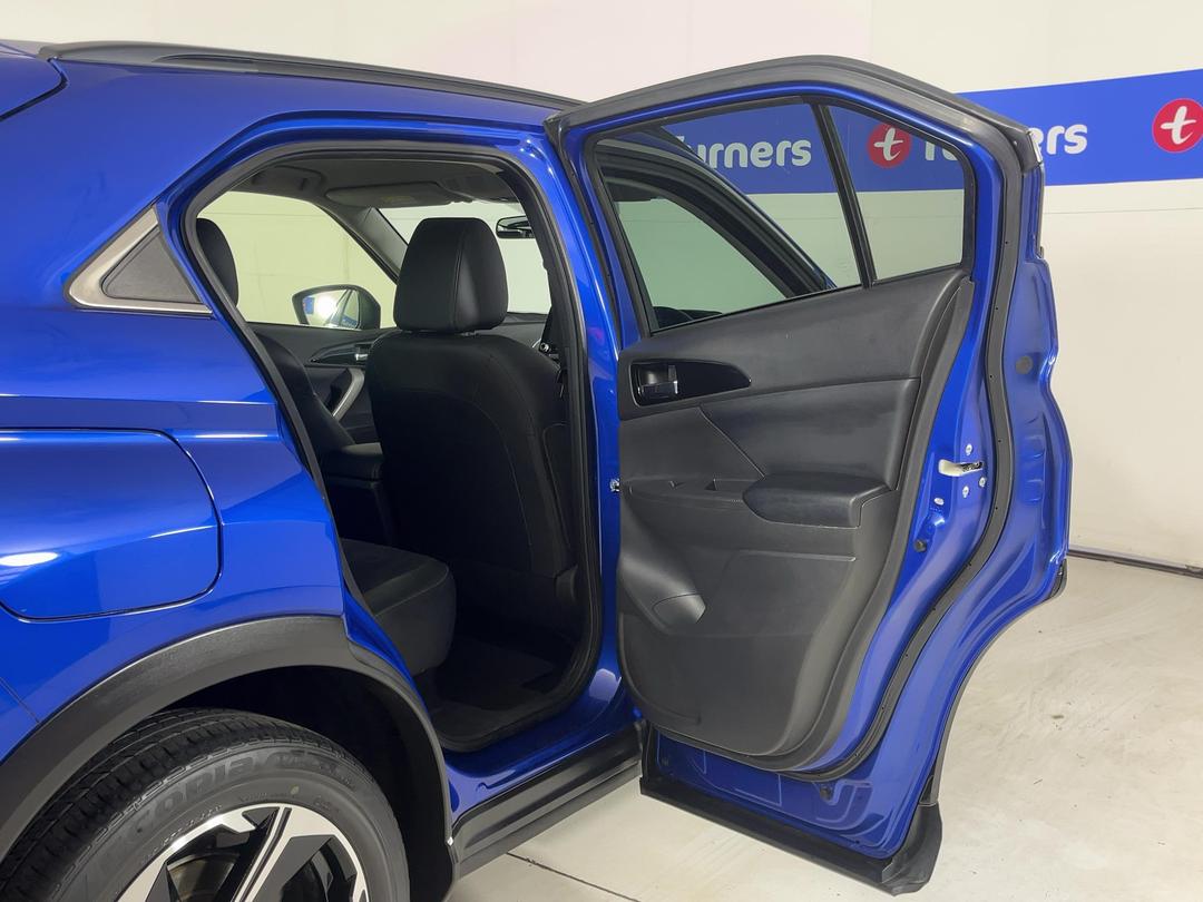 Photo '19' of Mitsubishi Eclipse Cross