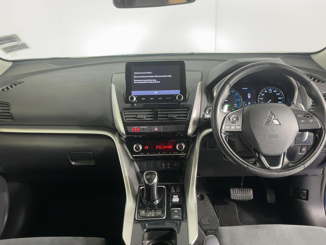 Photo '17' of Mitsubishi Eclipse Cross